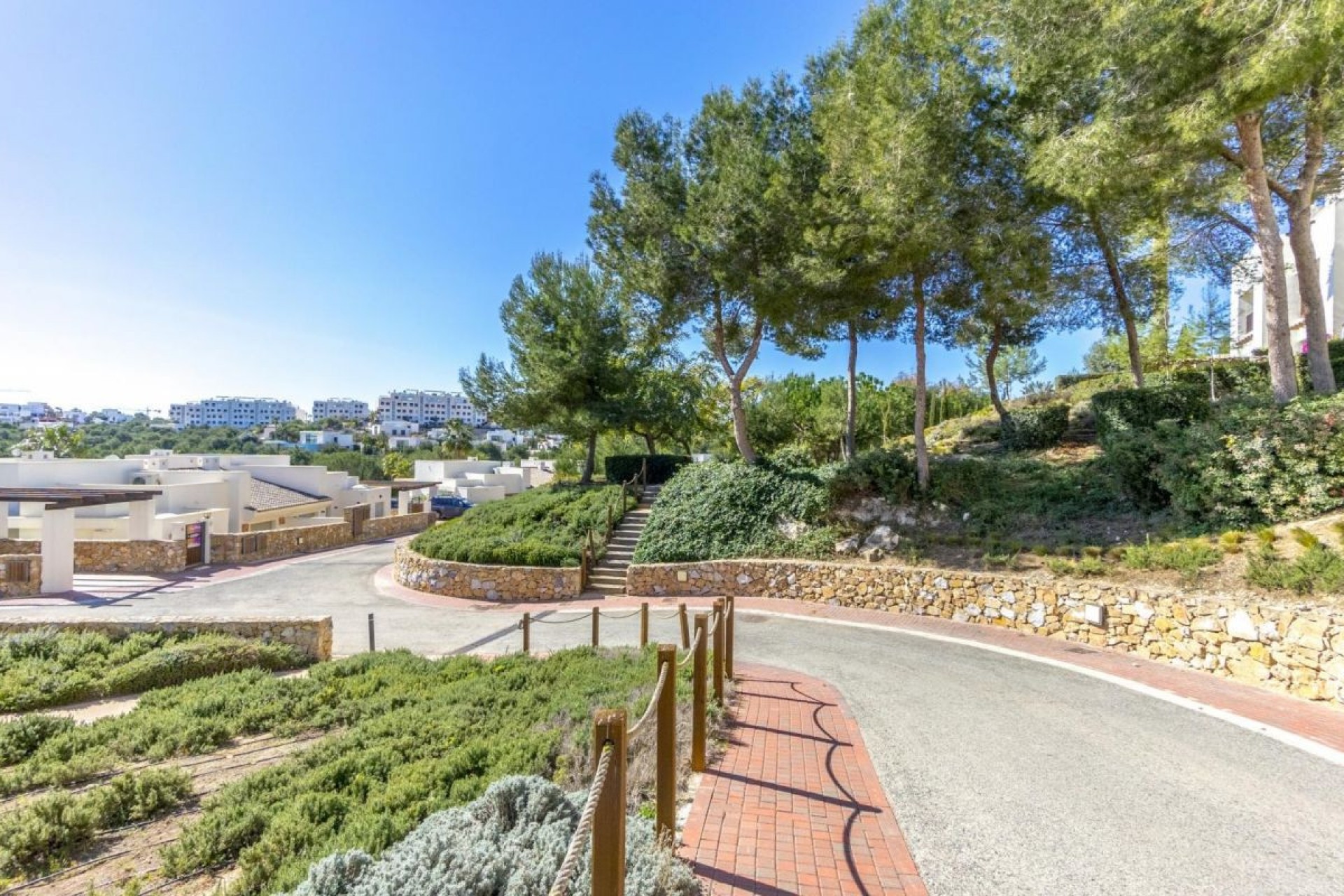 Re-Sale - Apartment - Las Colinas Golf Resort