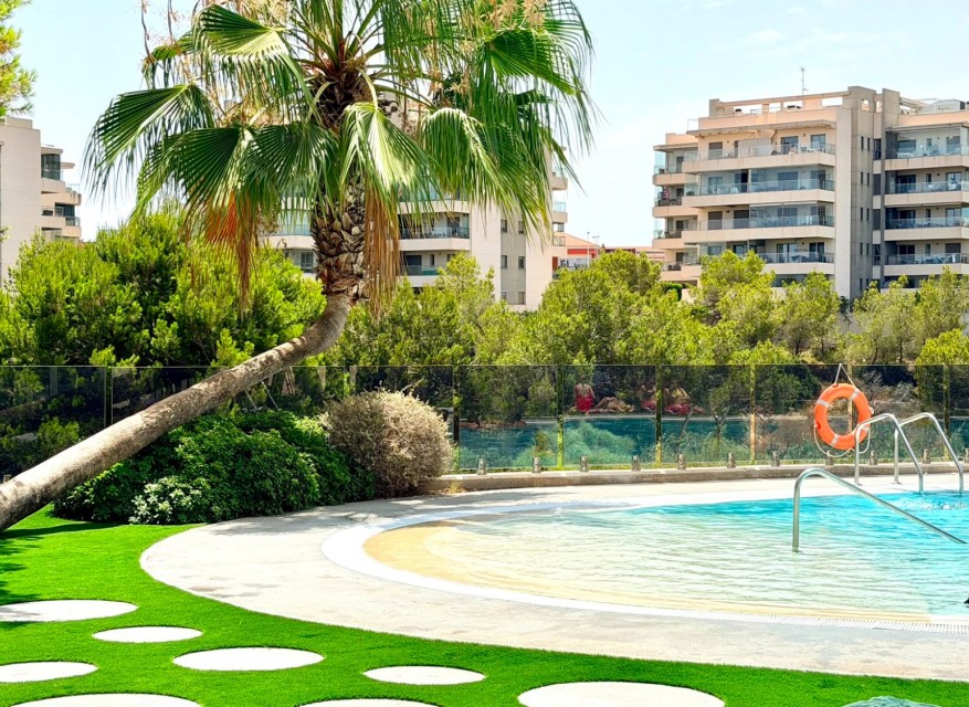 Re-Sale - Apartment - Orihuela Costa - La Zenia