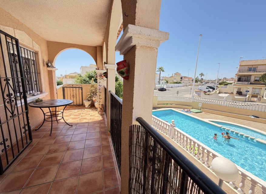 Re-Sale - Apartment - Orihuela Costa - La Zenia