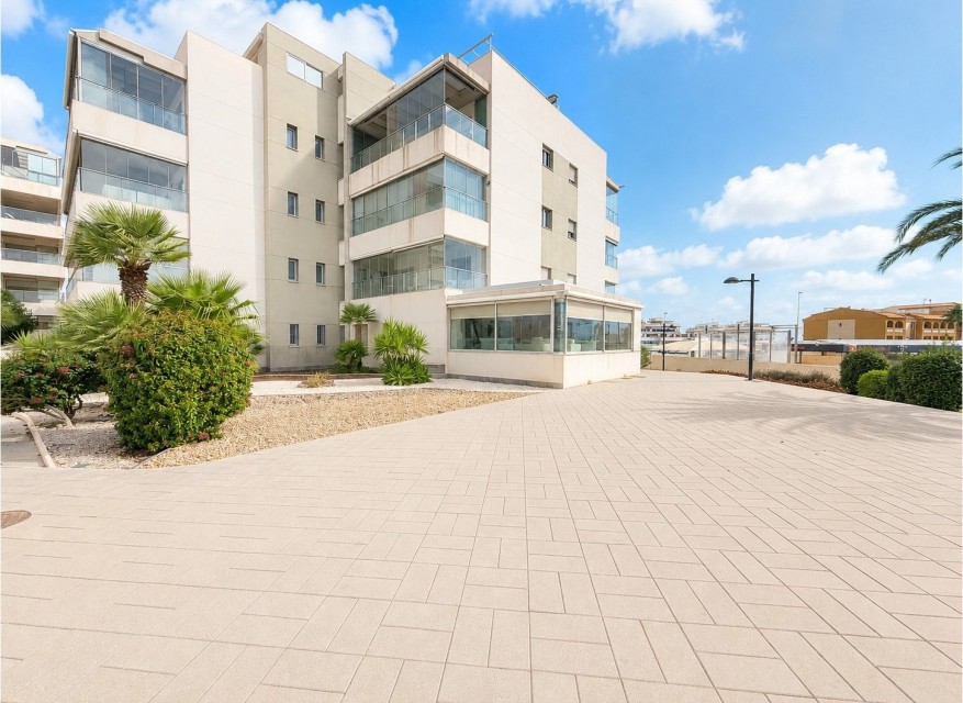 Re-Sale - Apartment - Orihuela Costa - Los Dolses