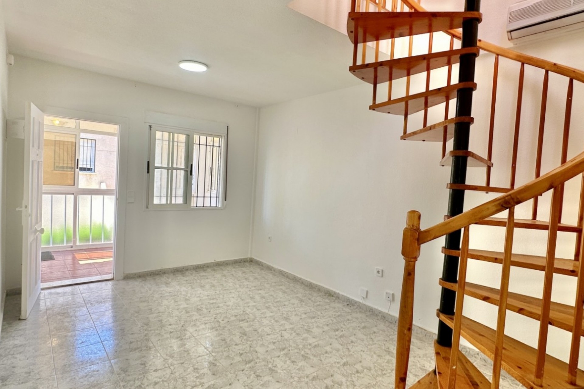 Re-Sale - Apartment - Orihuela Costa - Playa Flamenca