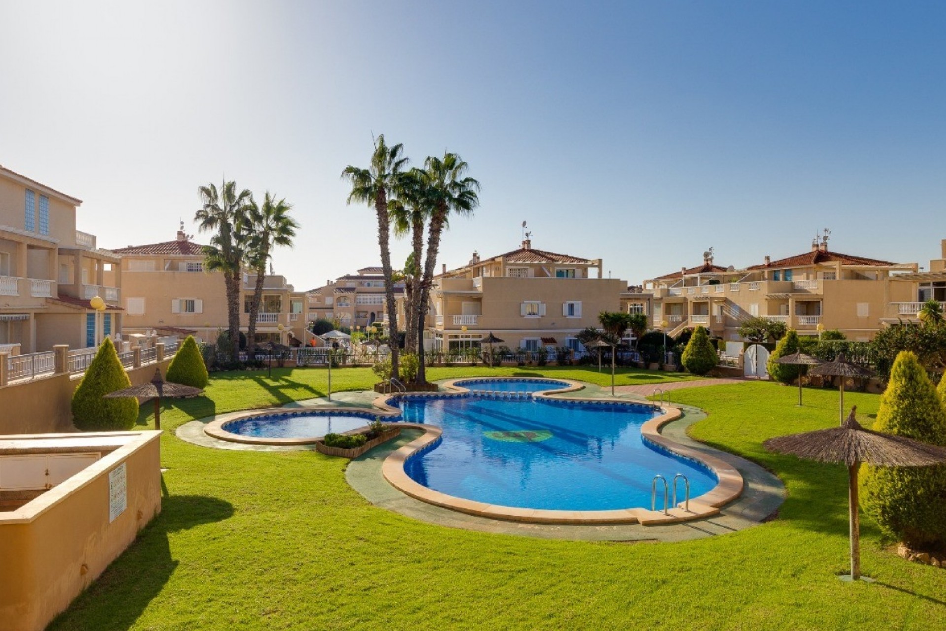 Re-Sale - Apartment - Orihuela Costa - Playa Flamenca