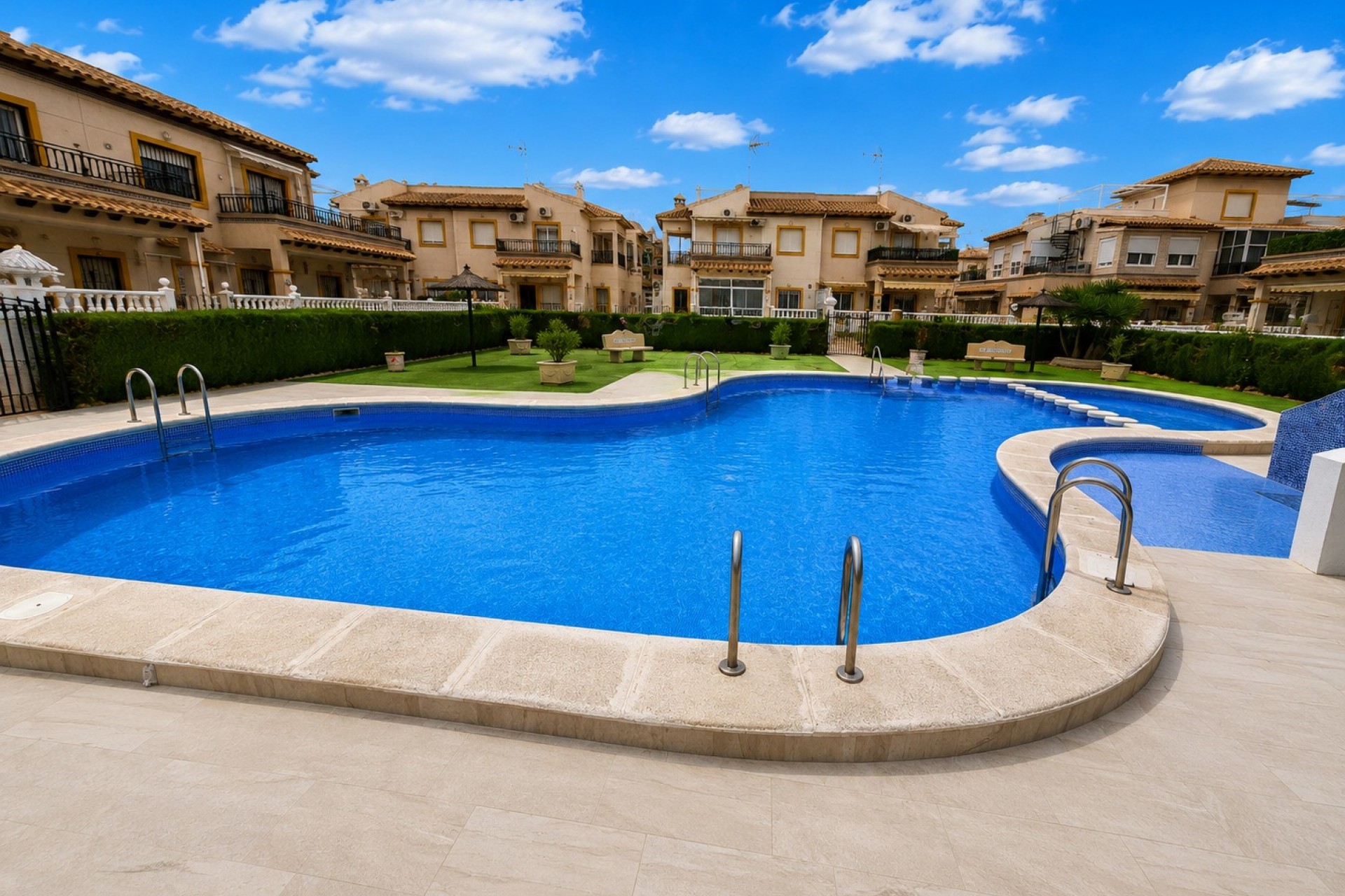 Re-Sale - Apartment - Orihuela Costa - Punta Prima