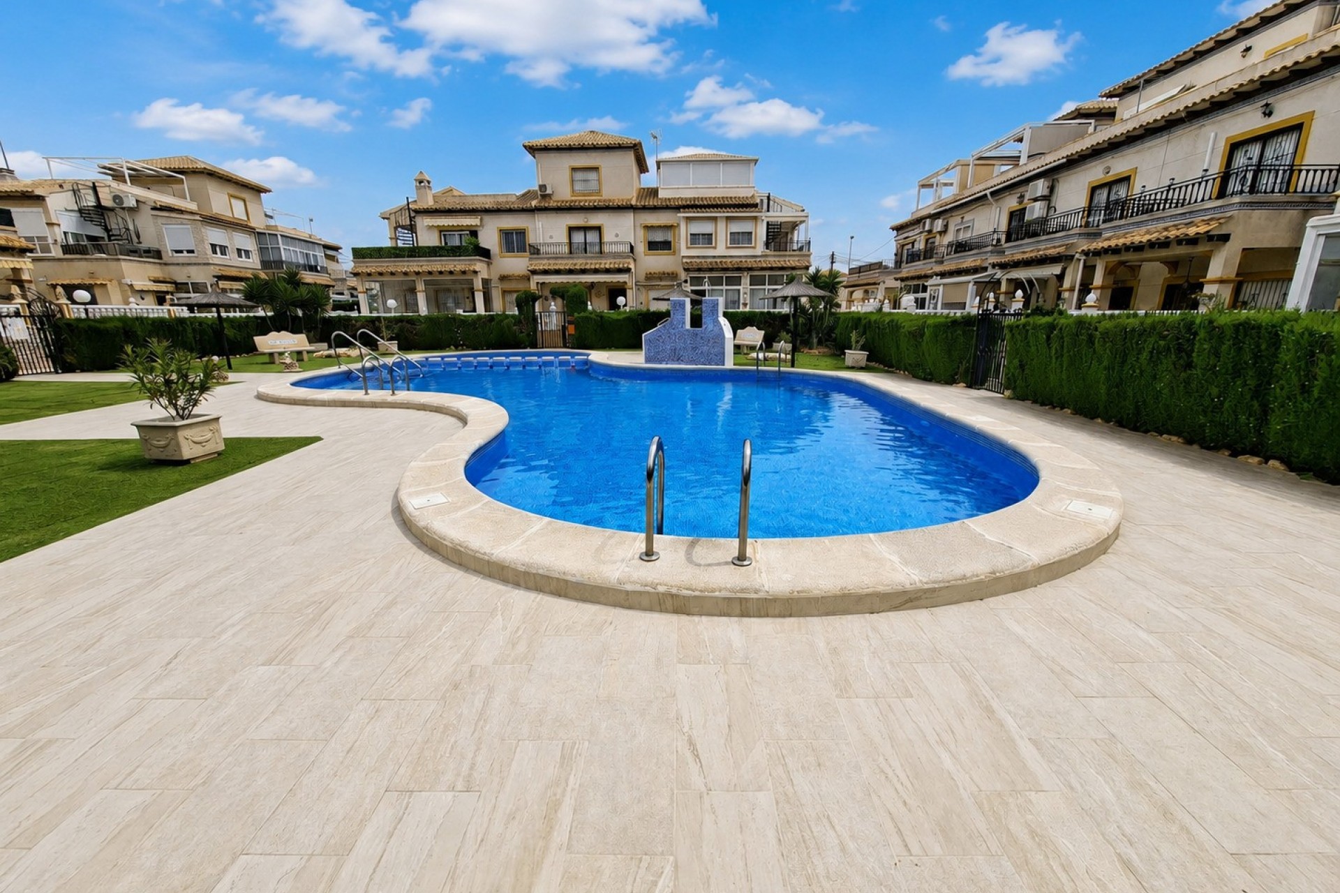 Re-Sale - Apartment - Orihuela Costa - Punta Prima