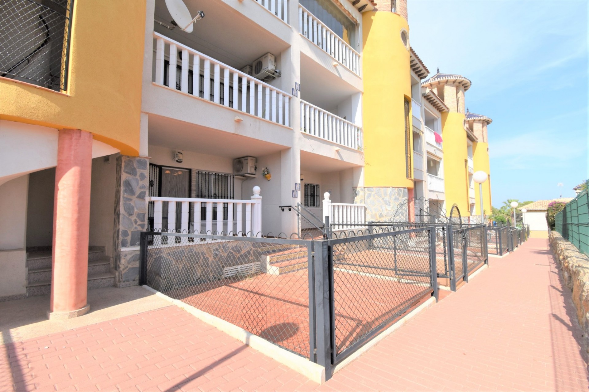 Re-Sale - Apartment - Orihuela Costa - Villamartin