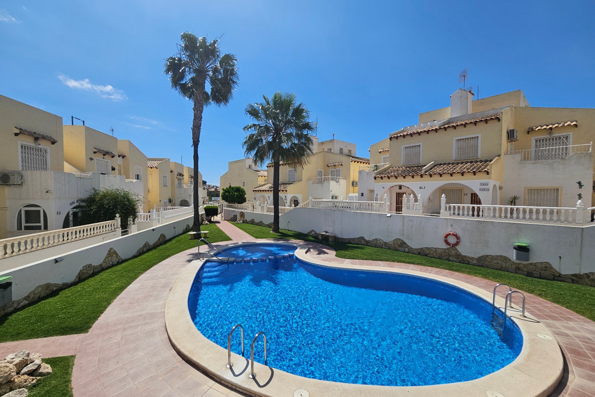 Re-Sale - Apartment - Orihuela Costa - Villamartin