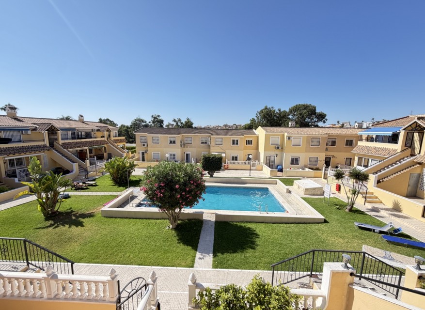 Re-Sale - Apartment - Orihuela Costa - Villamartin
