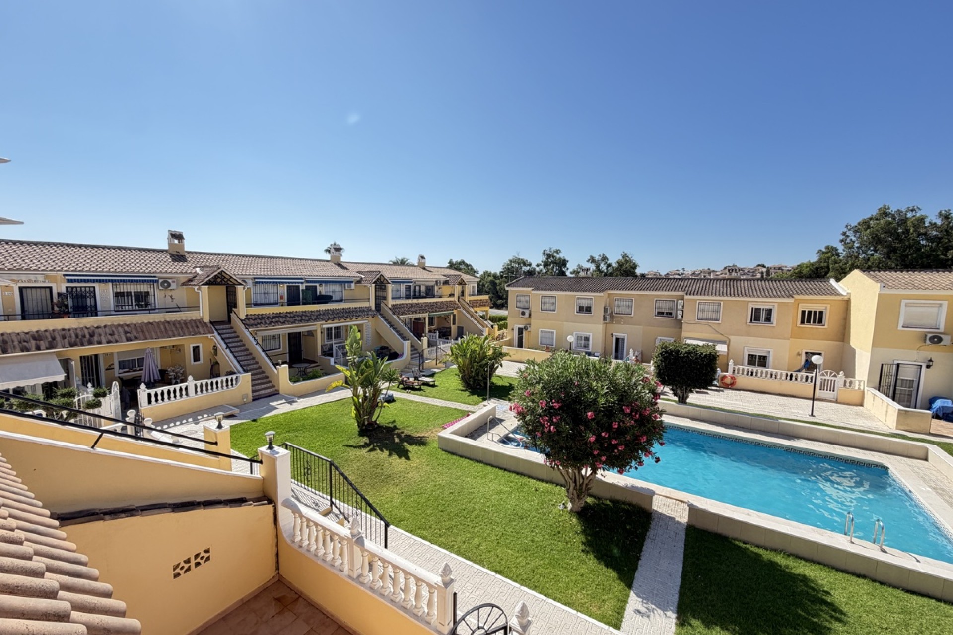 Re-Sale - Apartment - Orihuela Costa - Villamartin