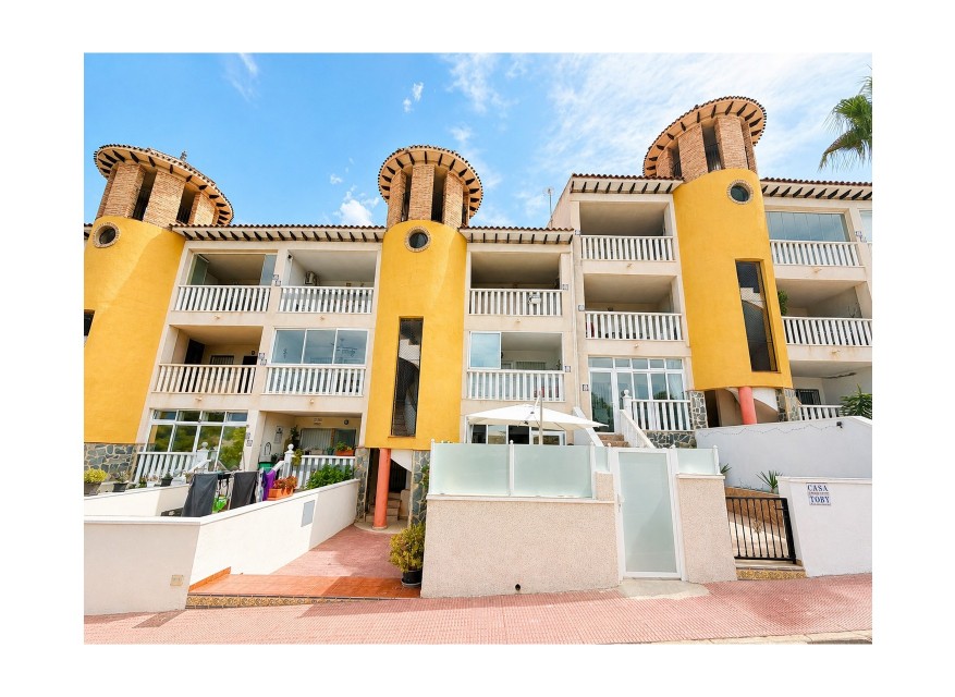 Re-Sale - Apartment - Orihuela Costa - Villamartin