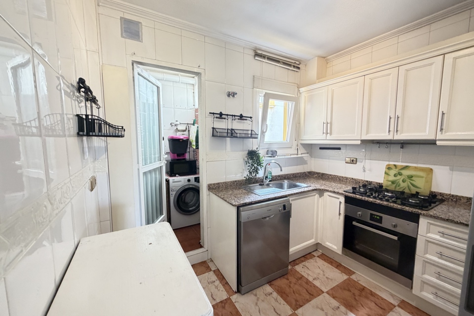 Re-Sale - Apartment - Orihuela Costa - Villamartin
