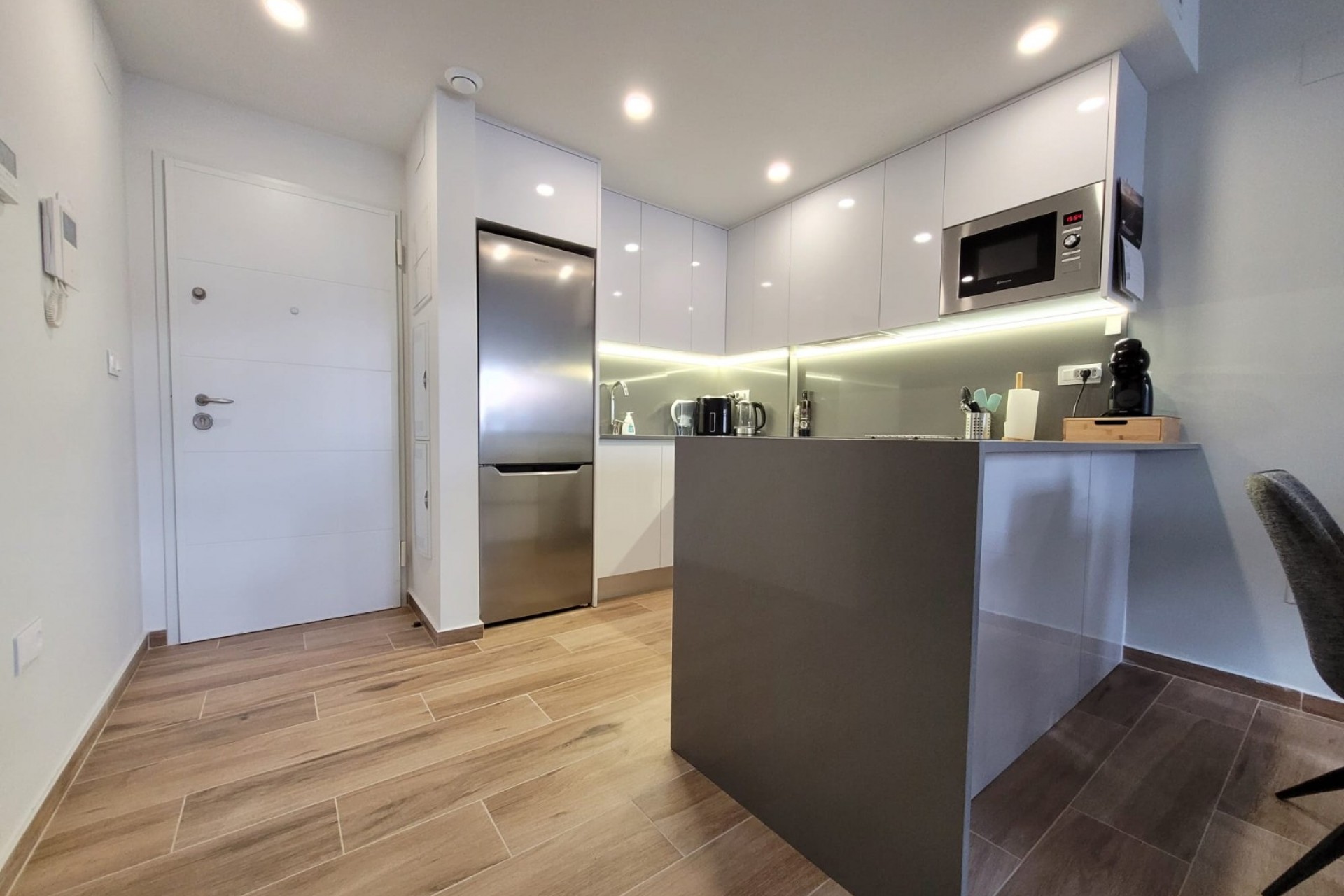 Re-Sale - Apartment - Orihuela Costa - Villamartin