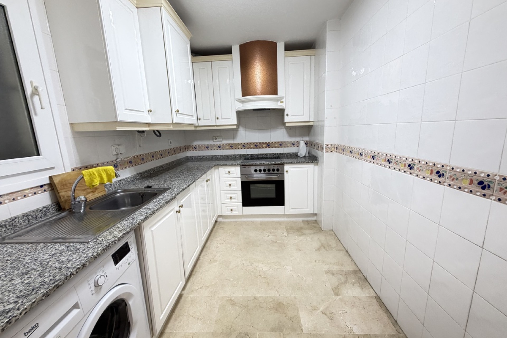 Re-Sale - Apartment - Orihuela Costa - Villamartin