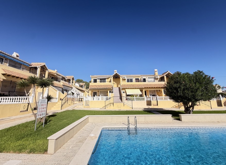 Re-Sale - Apartment - Orihuela Costa - Villamartin