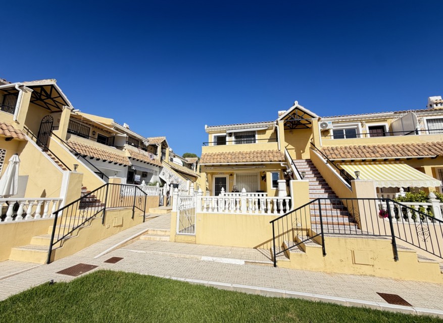 Re-Sale - Apartment - Orihuela Costa - Villamartin