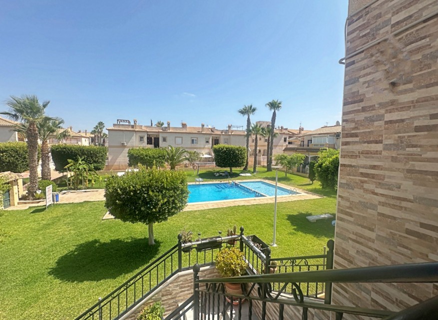Re-Sale - Apartment - Torrevieja - Aguas Nuevas