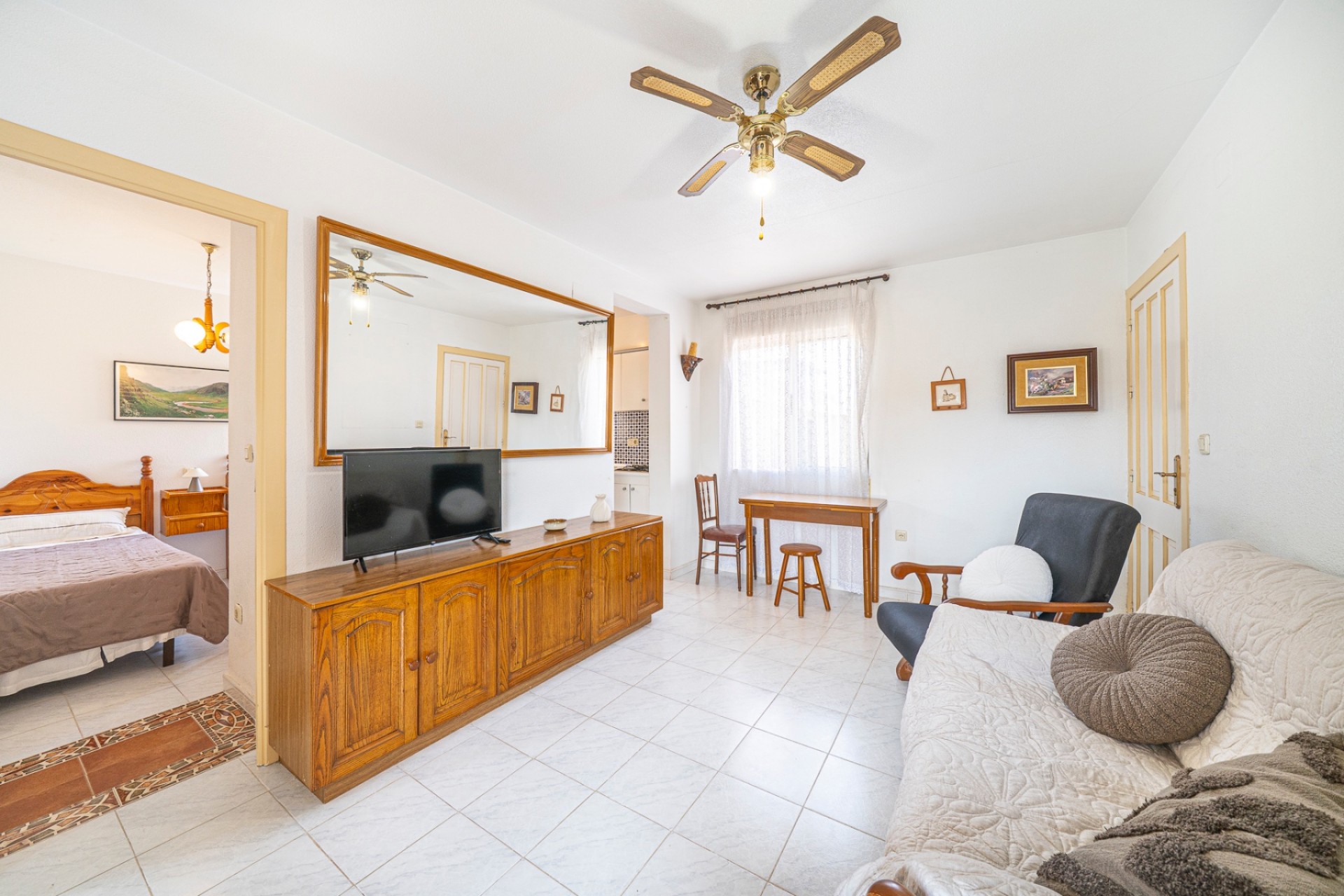 Re-Sale - Apartment - Torrevieja - Aguas Nuevas