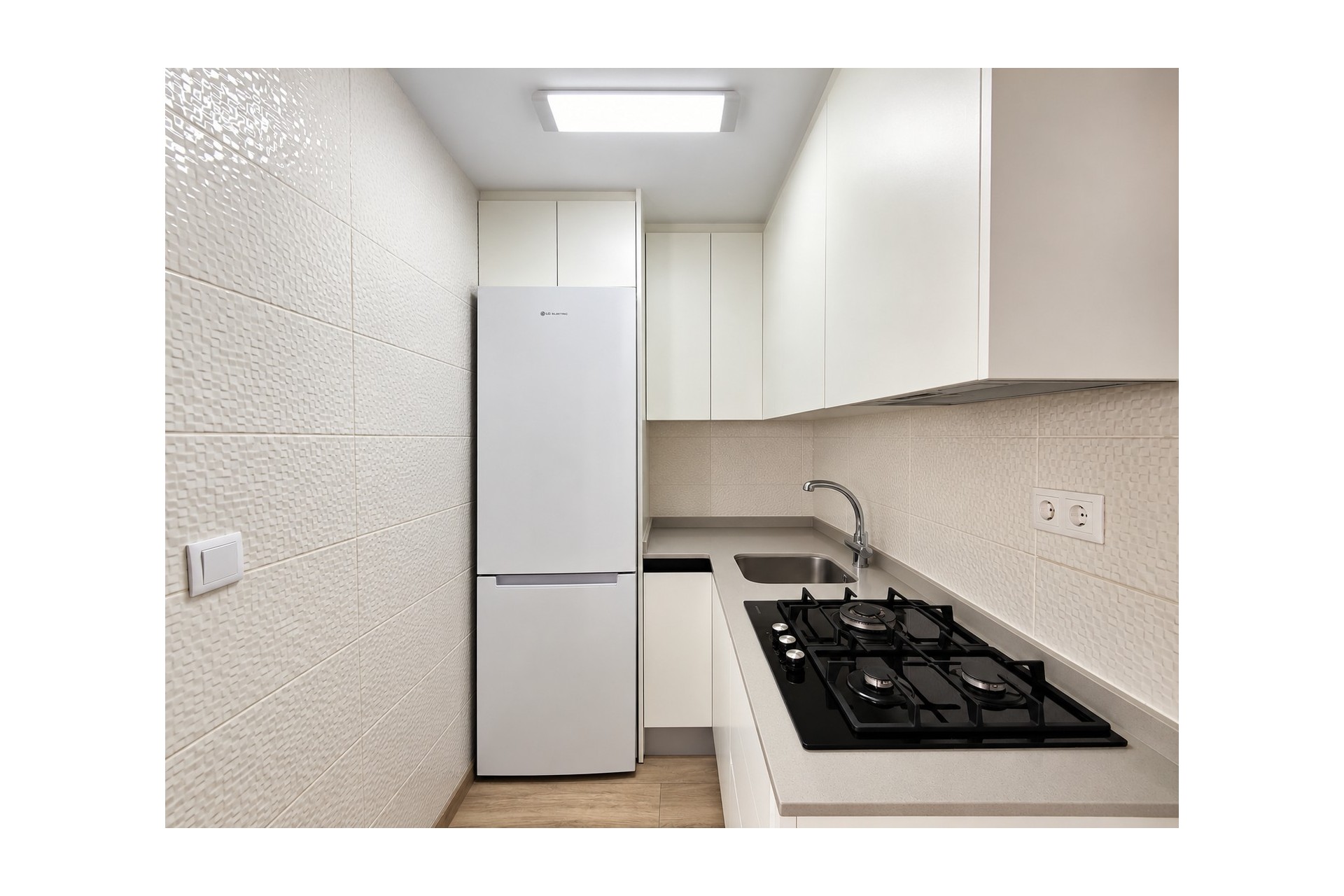 Re-Sale - Apartment - Torrevieja - La Mata - Town