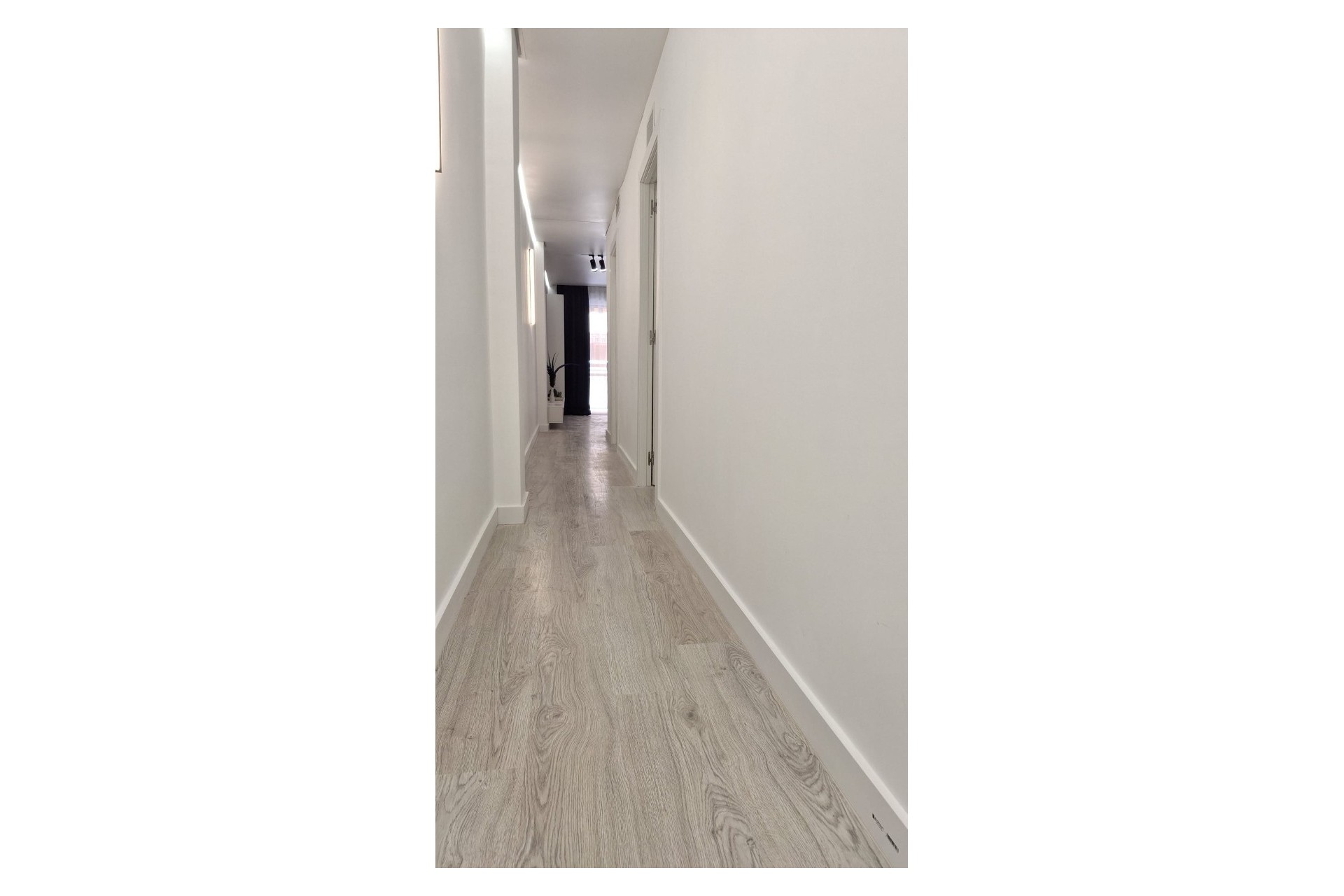 Re-Sale - Apartment - Torrevieja - Playa Acequion