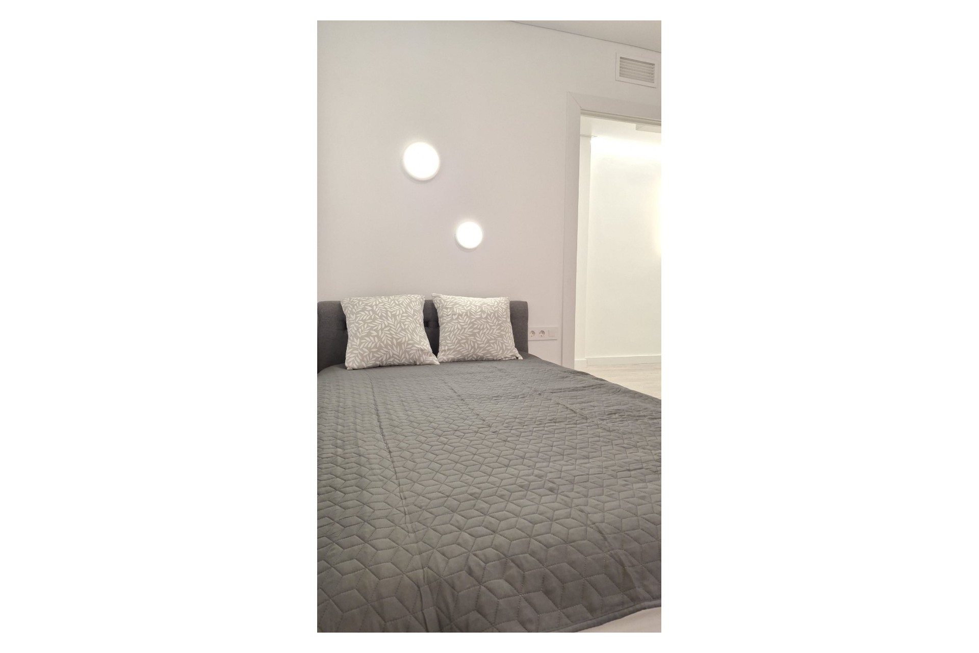 Re-Sale - Apartment - Torrevieja - Playa Acequion