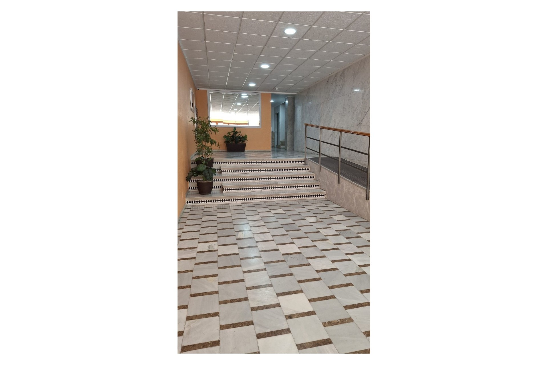 Re-Sale - Apartment - Torrevieja - Playa Acequion
