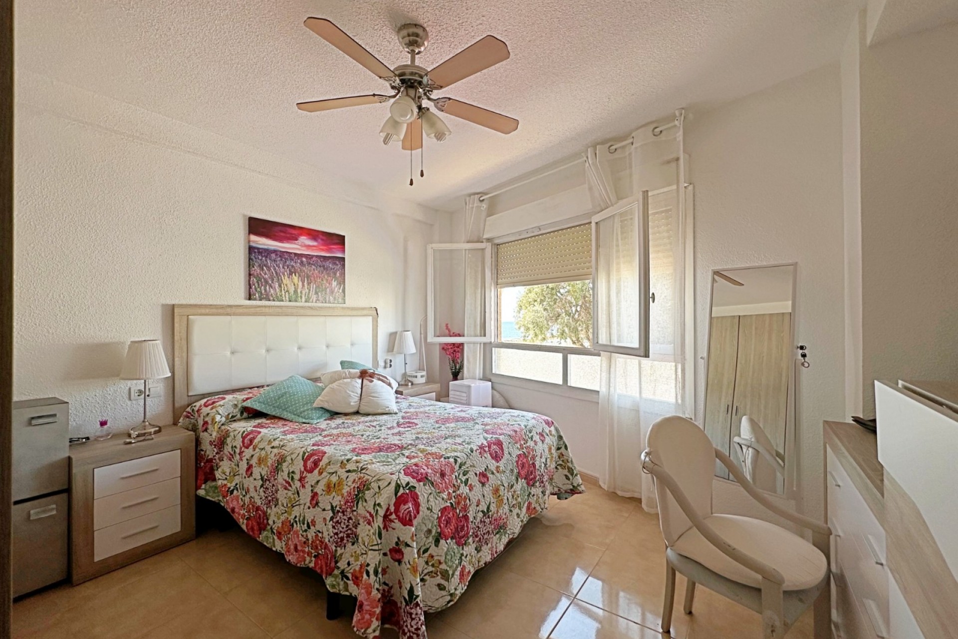 Re-Sale - Apartment - Torrevieja - Playa de los Naufragos