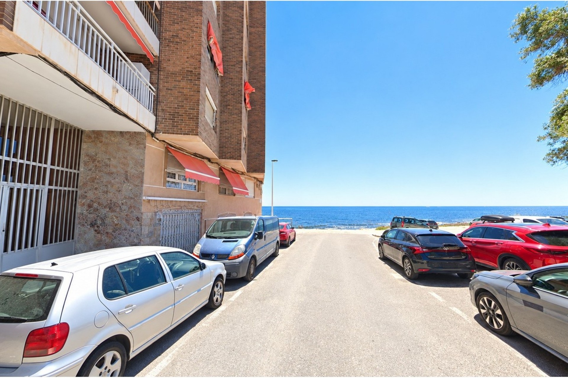 Re-Sale - Apartment - Torrevieja - Playa de los Naufragos