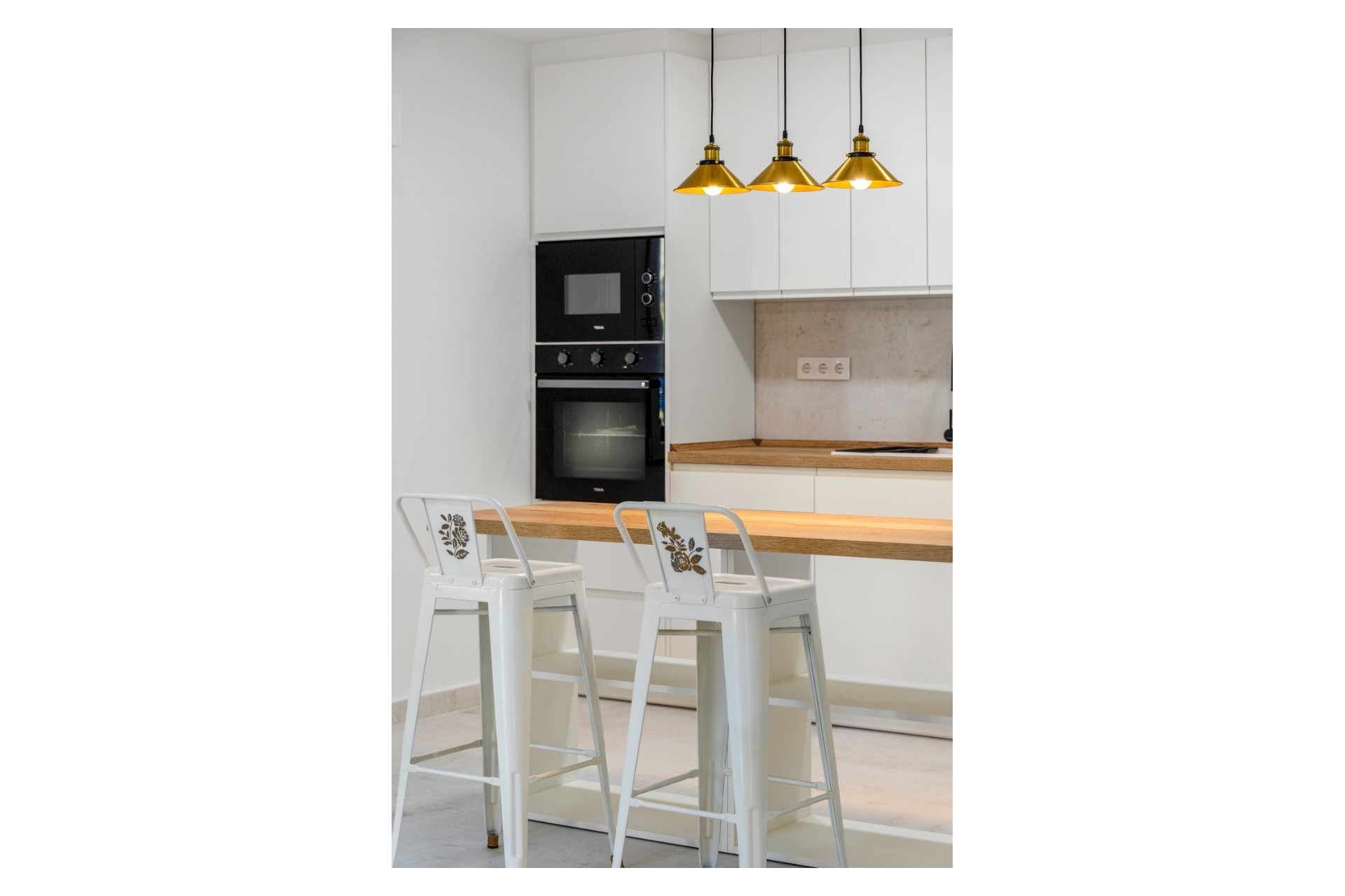 Re-Sale - Apartment - Torrevieja - Playa del Acequión