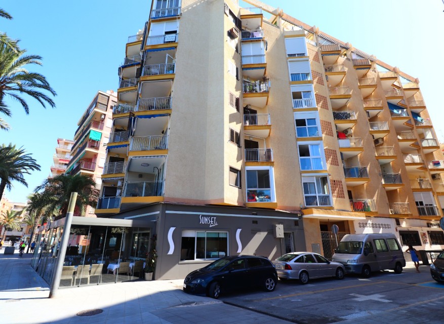 Re-Sale - Apartment - Torrevieja - Playa Del Cura