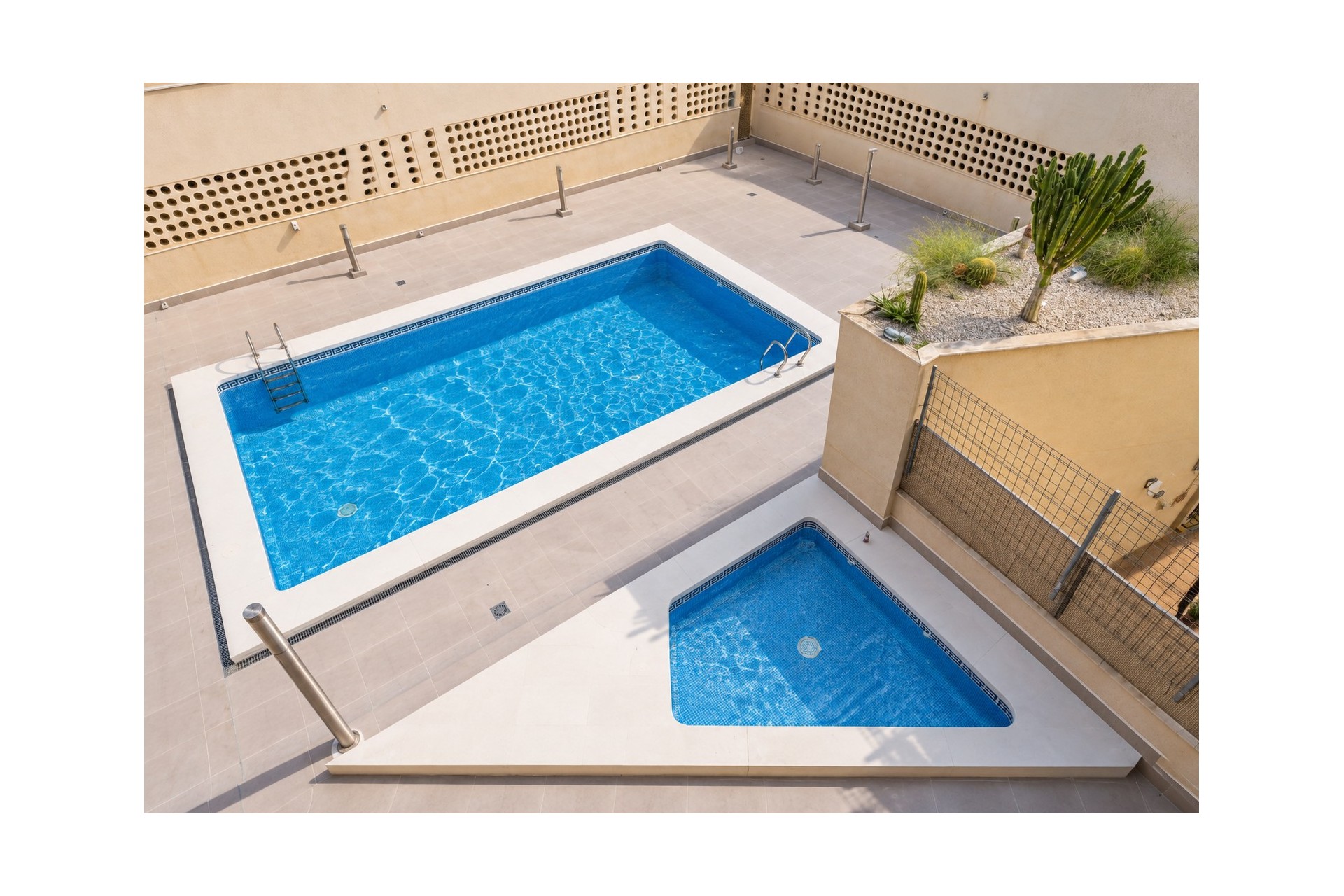 Re-Sale - Apartment - Torrevieja - Playa Del Cura