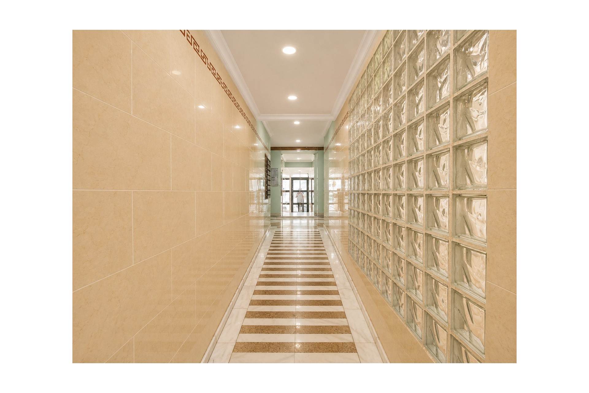 Re-Sale - Apartment - Torrevieja - Playa Del Cura