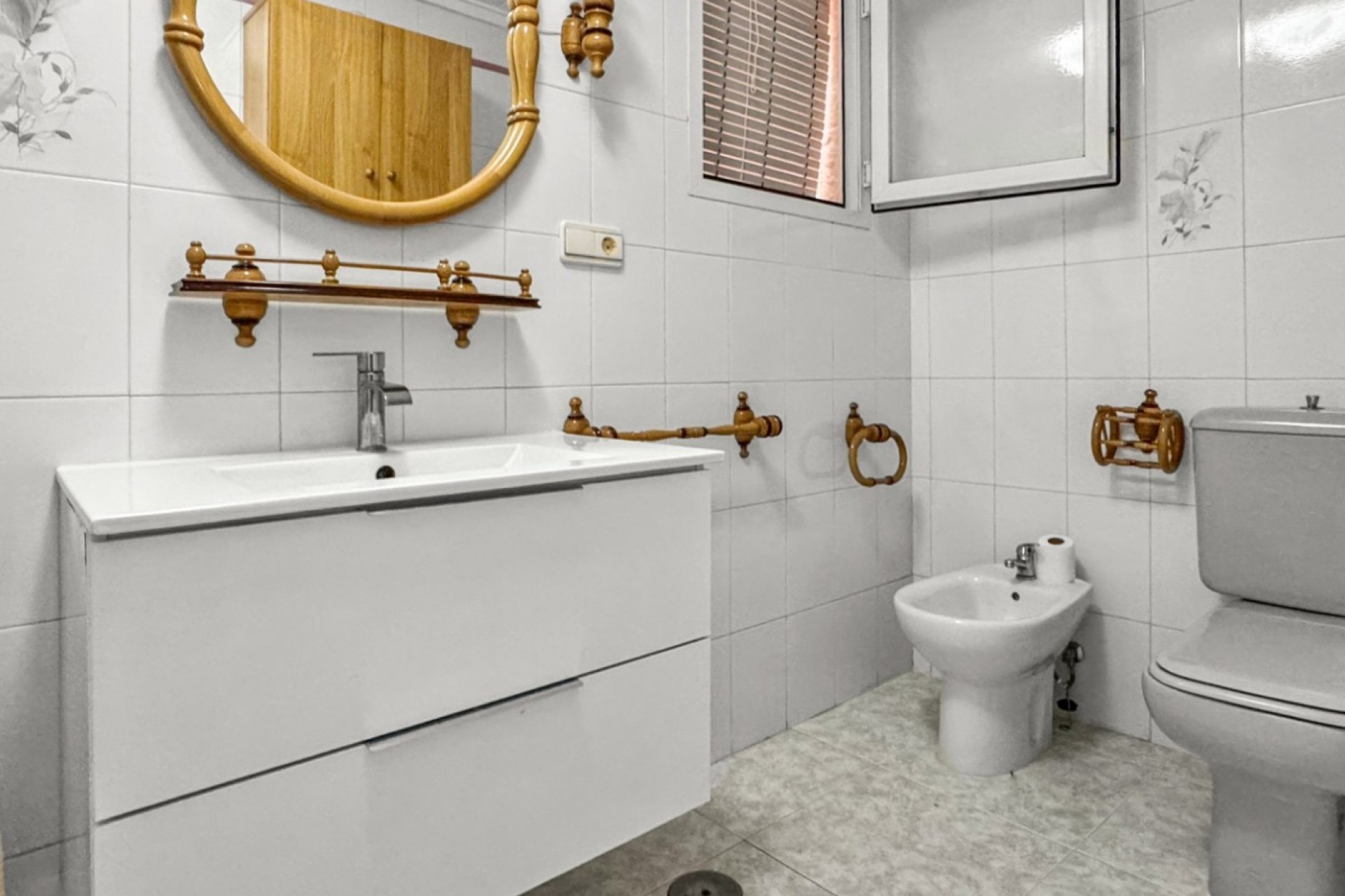 Re-Sale - Apartment - Torrevieja - Playa Los Locos