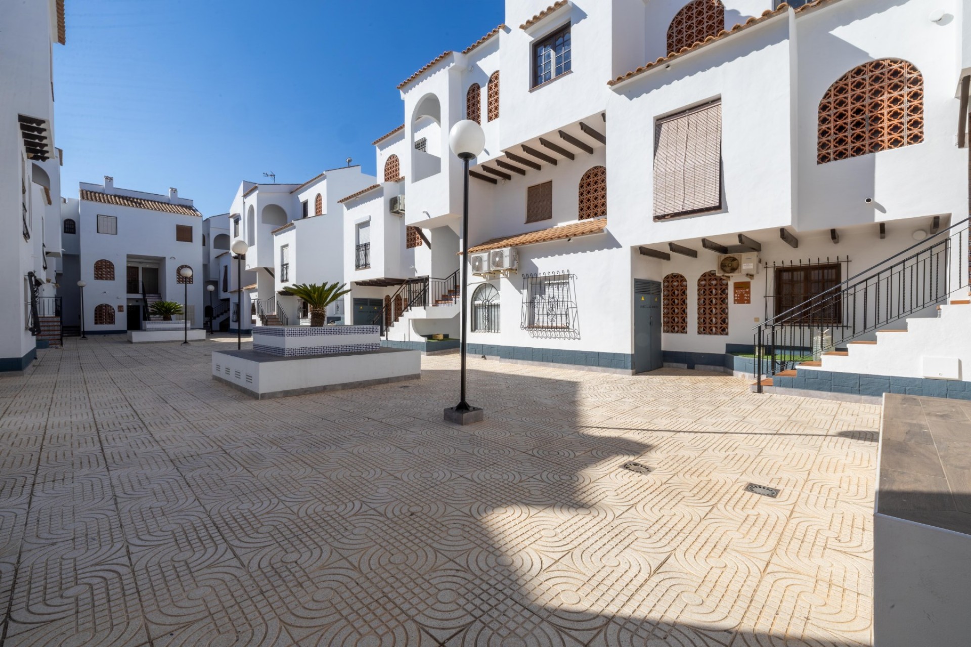 Re-Sale - Apartment - Torrevieja - Playa Los Naufragos
