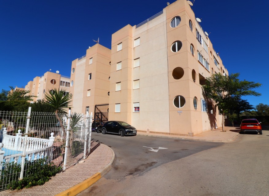 Re-Sale - Apartment - Torrevieja - San Luis