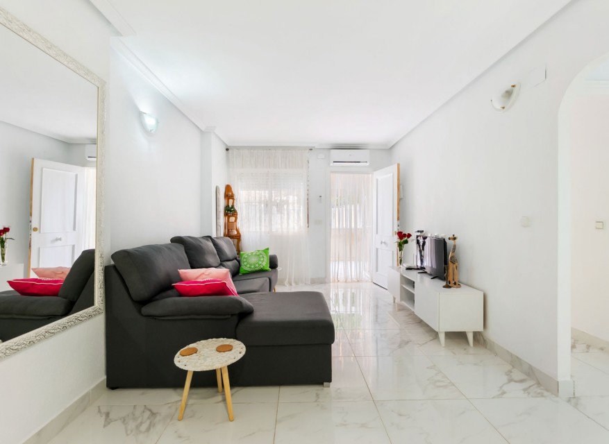 Re-Sale - Apartment - Torrevieja - Torrevieja - Centre