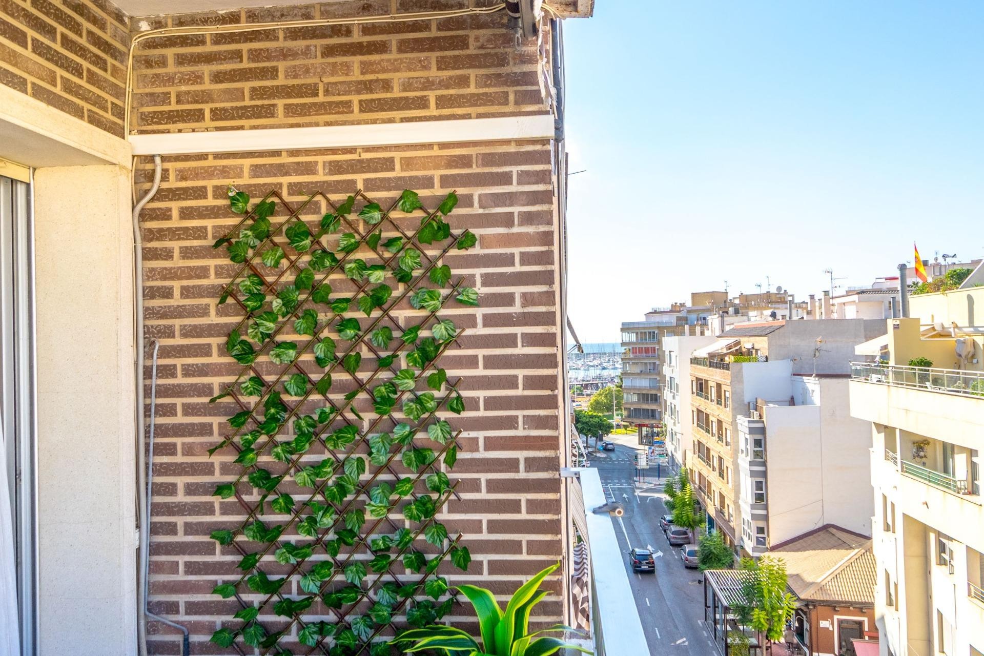 Re-Sale - Apartment - Torrevieja - Torrevieja - Centre