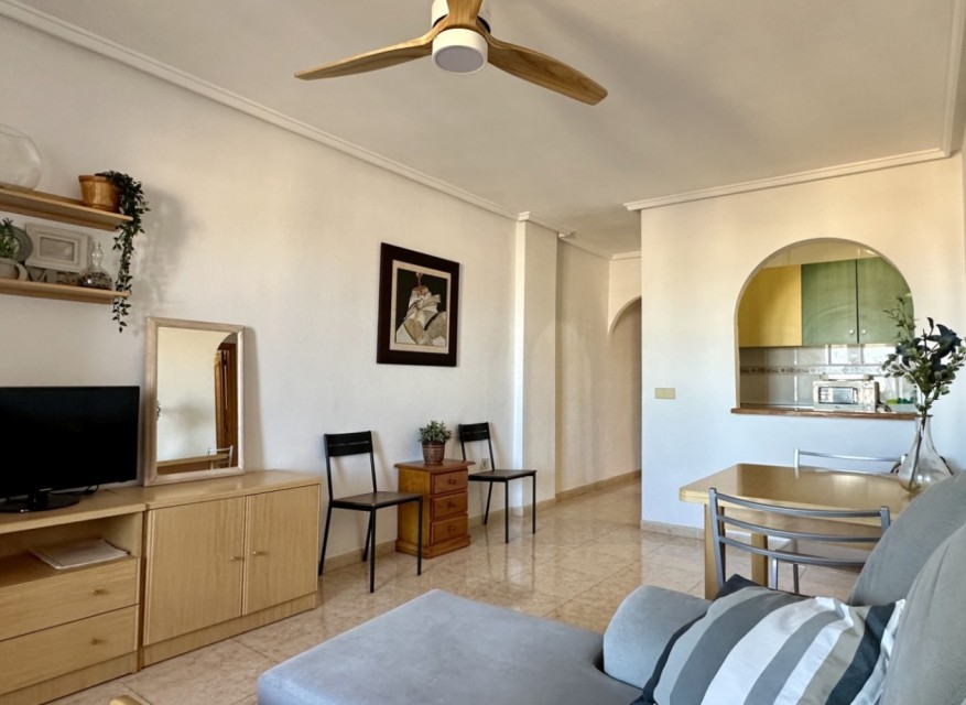 Re-Sale - Apartment - Torrevieja - Torrevieja - Centre