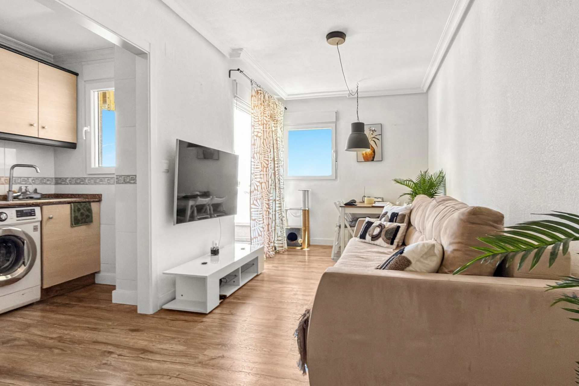 Re-Sale - Apartment - Torrevieja - Torrevieja - Centre
