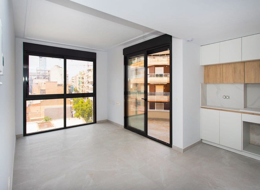 Re-Sale - Apartment - Torrevieja - Torrevieja - Centre