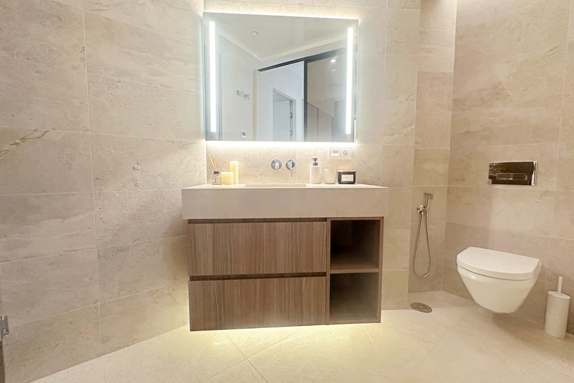 Re-Sale - Apartment - Torrevieja - Torrevieja - Centre