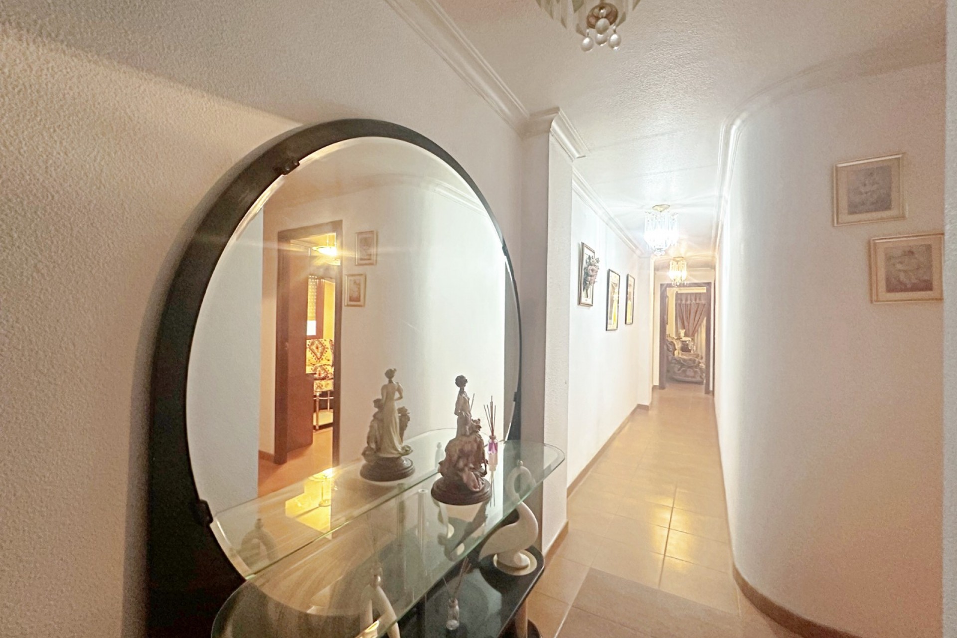 Re-Sale - Apartment - Torrevieja - Torrevieja - Centre