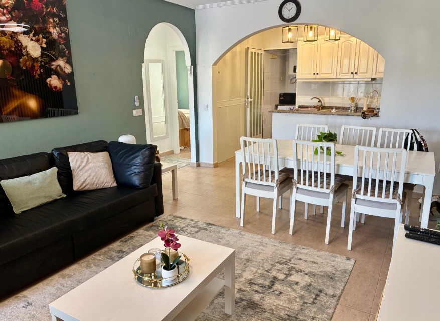 Re-Sale - Apartment - Villamartin - La Andaluza