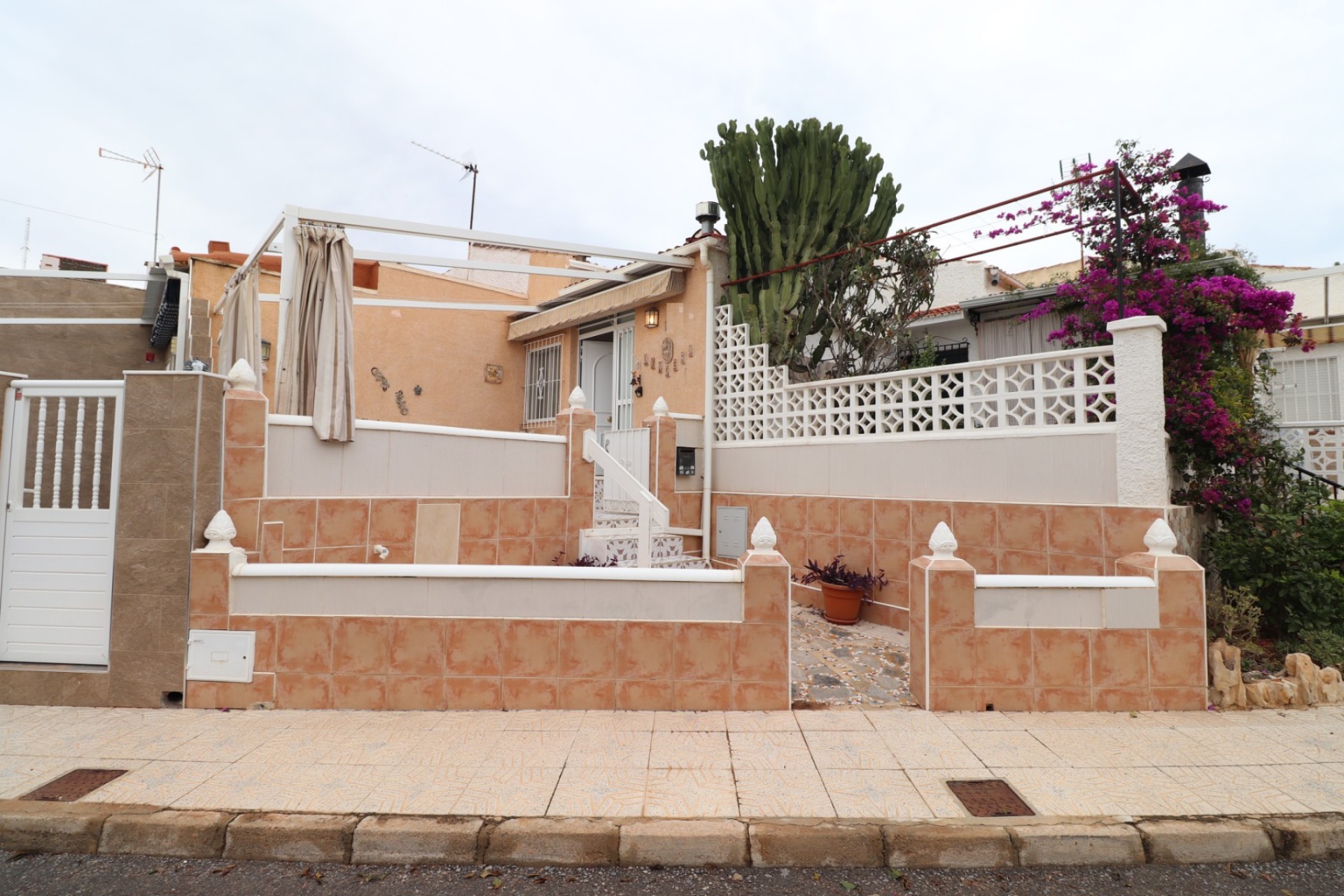 Re-Sale - Bungalow - Guardamar del Segura - El Moncayo