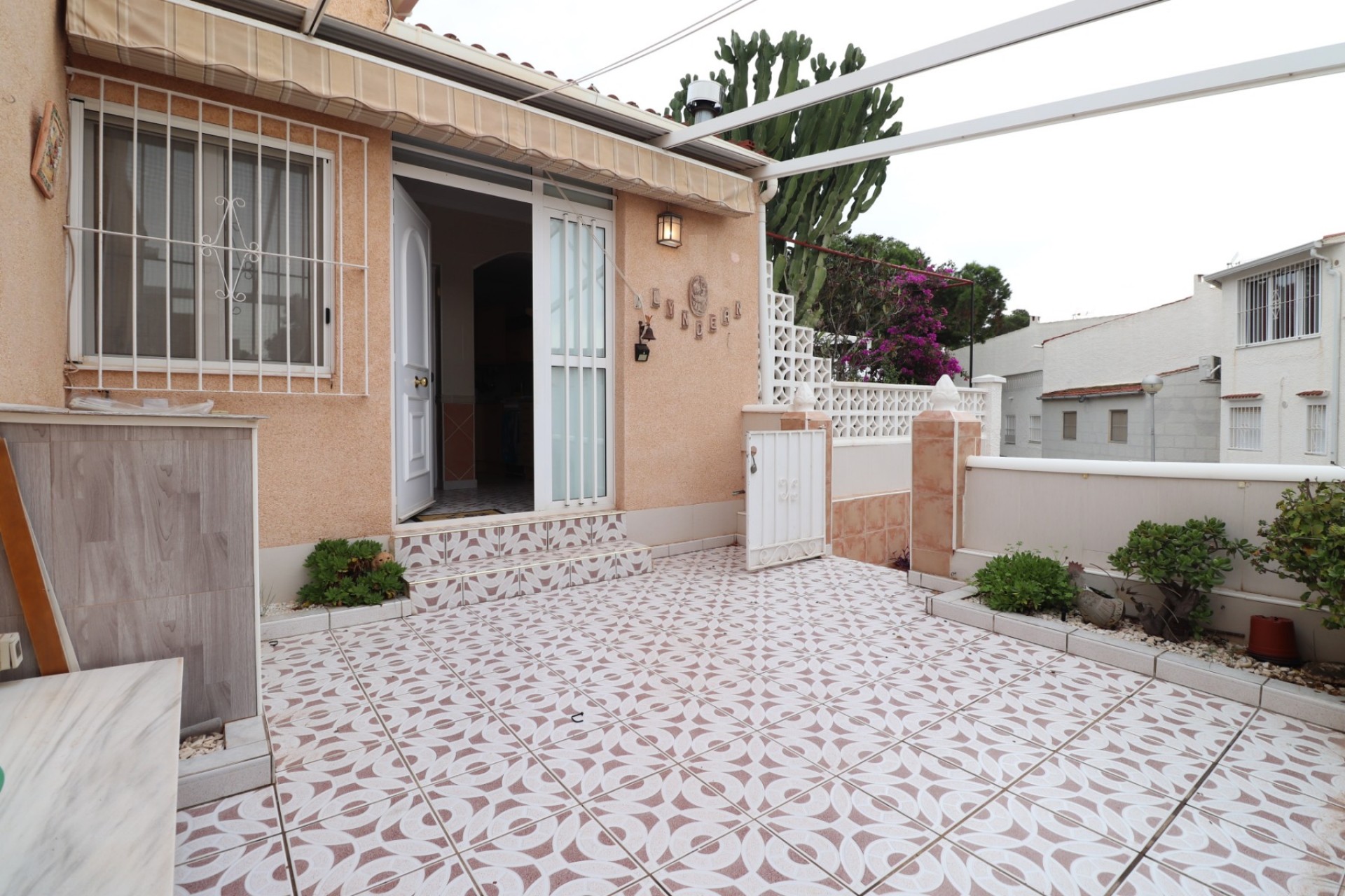 Re-Sale - Bungalow - Guardamar del Segura - El Moncayo