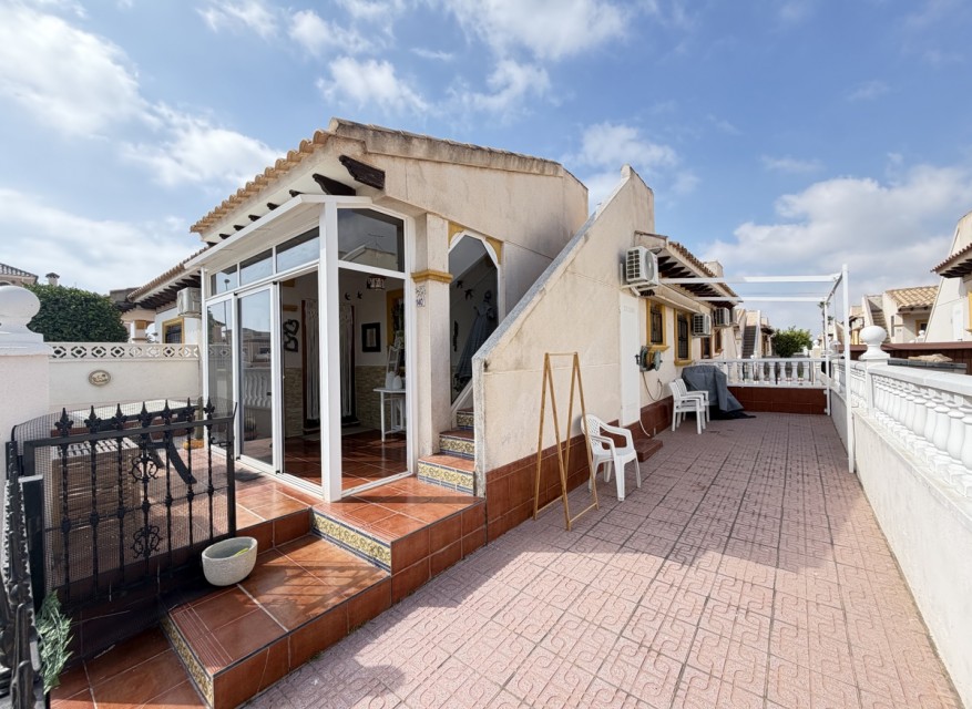 Re-Sale - Bungalow - Orihuela Costa - La Zenia