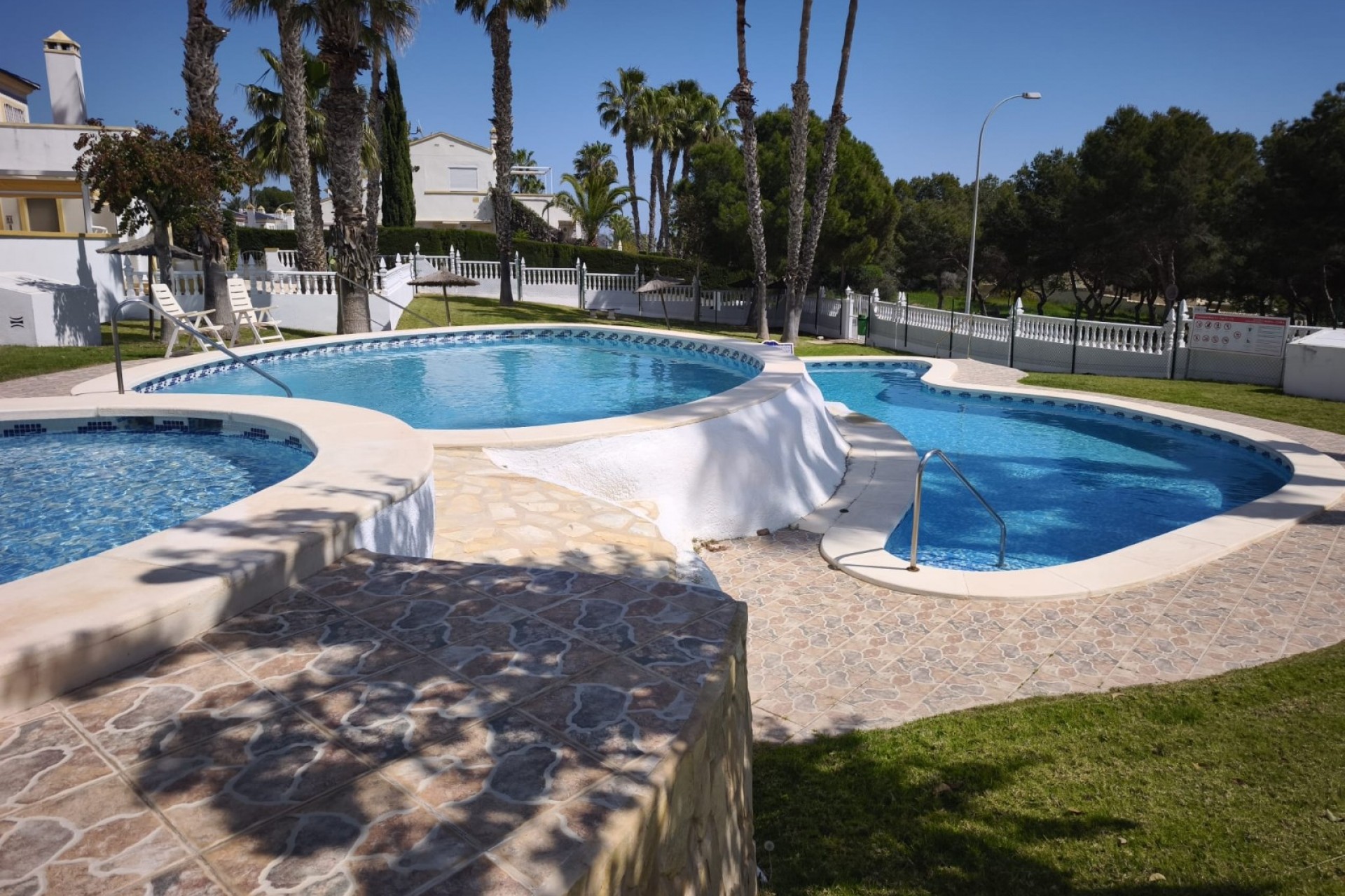 Re-Sale - Bungalow - Orihuela Costa - Villamartin