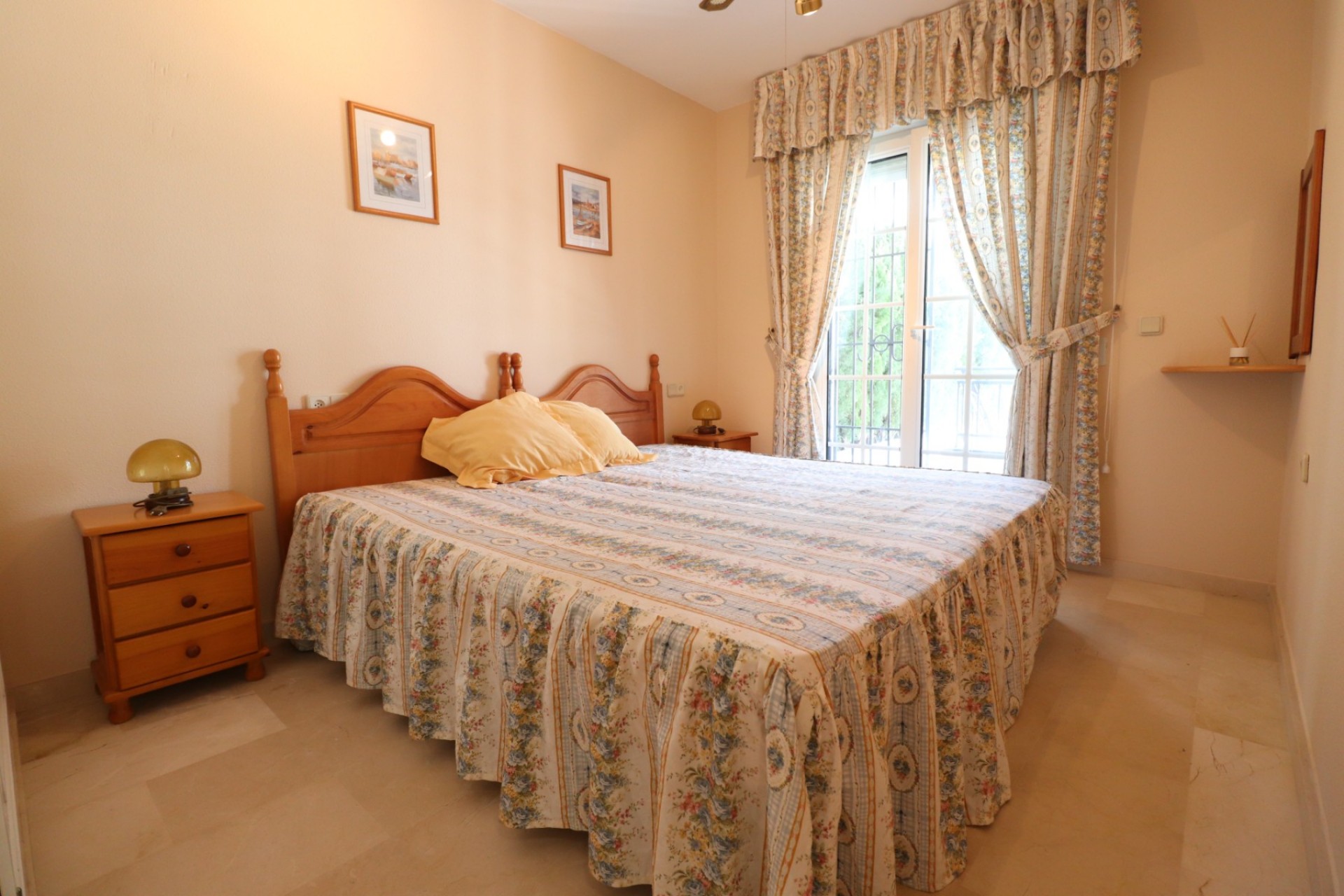 Re-Sale - Bungalow - Orihuela Costa - Villamartin