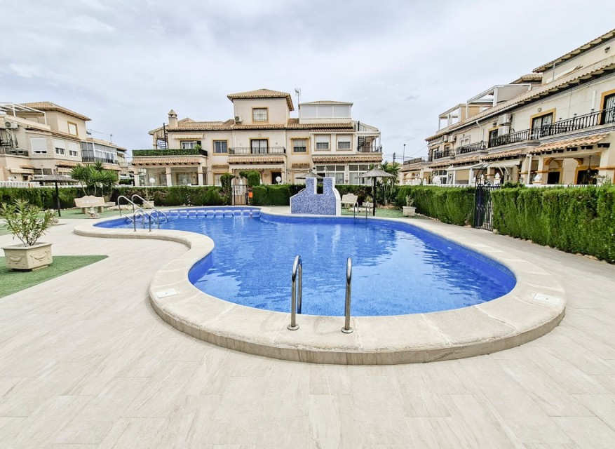 Re-Sale - Bungalow - Orihuela Costa
