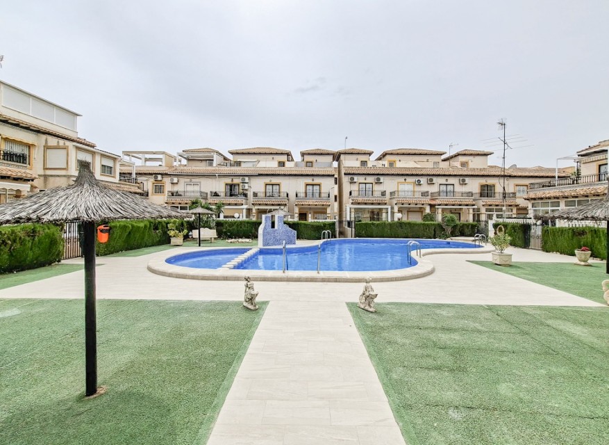 Re-Sale - Bungalow - Orihuela Costa