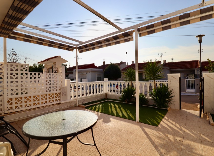 Re-Sale - Bungalow - Torrevieja - El Chaparral