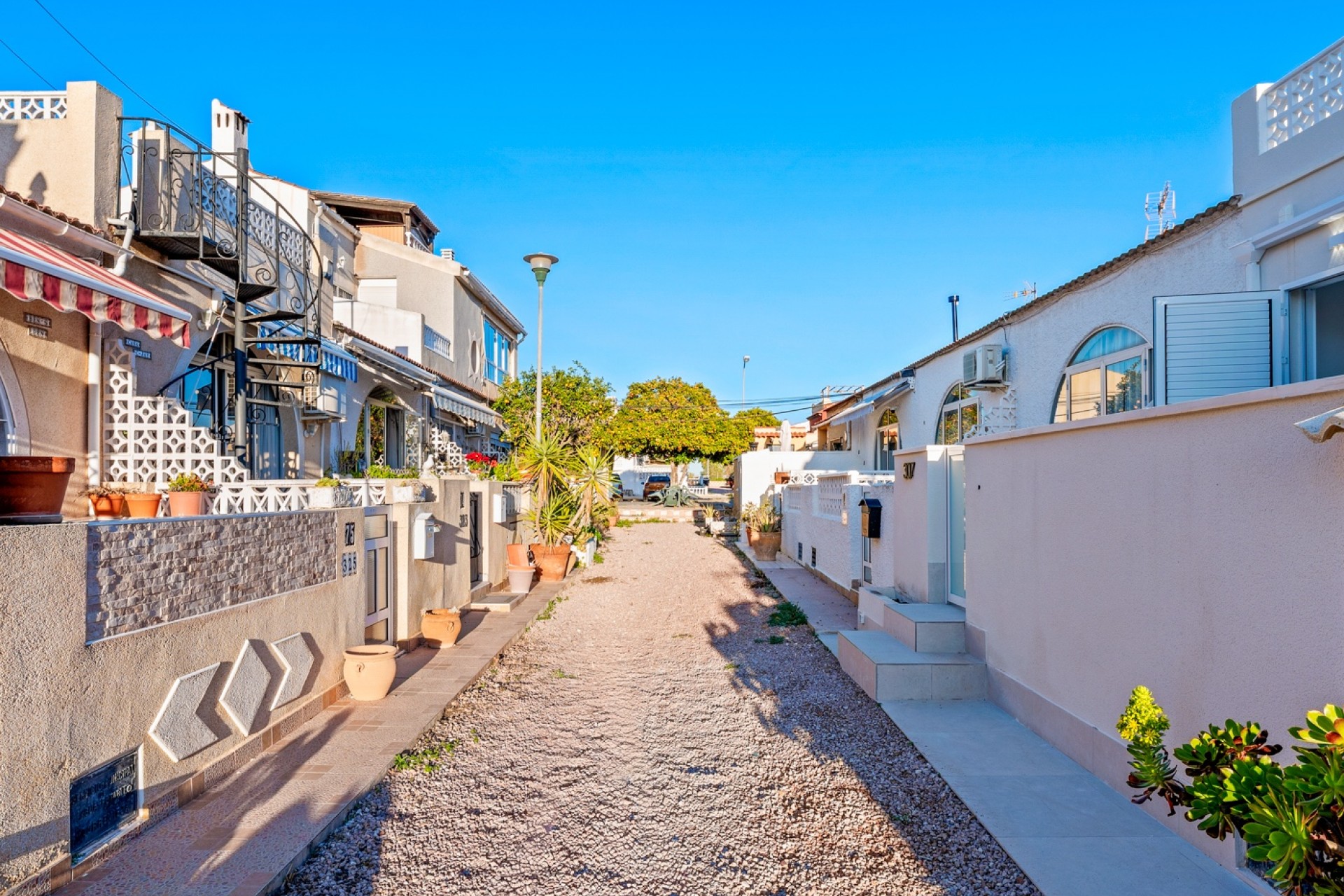 Re-Sale - Bungalow - Torrevieja - El Chaparral